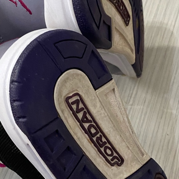 Shoes - Picture 4 of 4